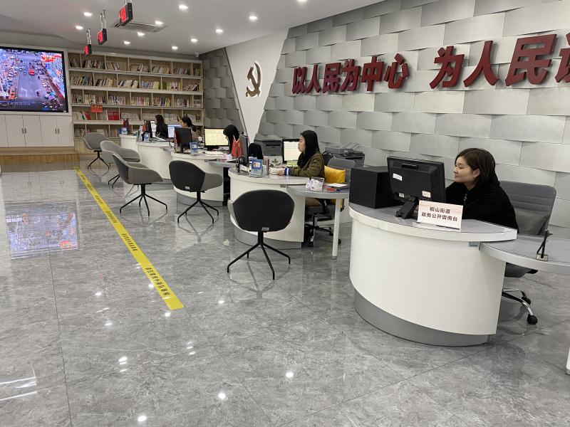 桐山街道坚持线上与线下、公开与服务相结合